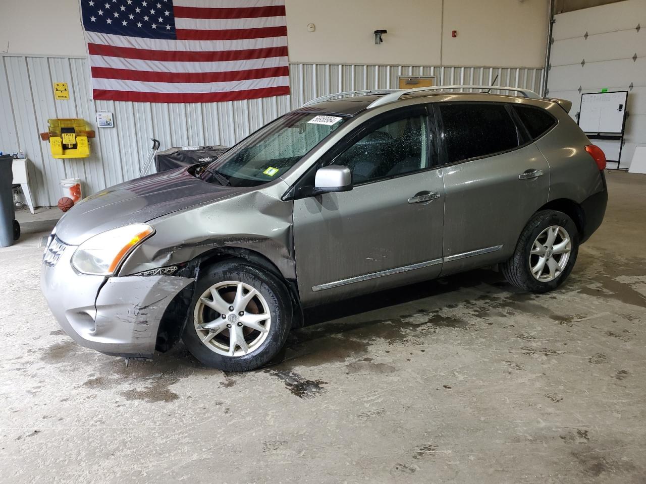 2011 NISSAN ROGUE S