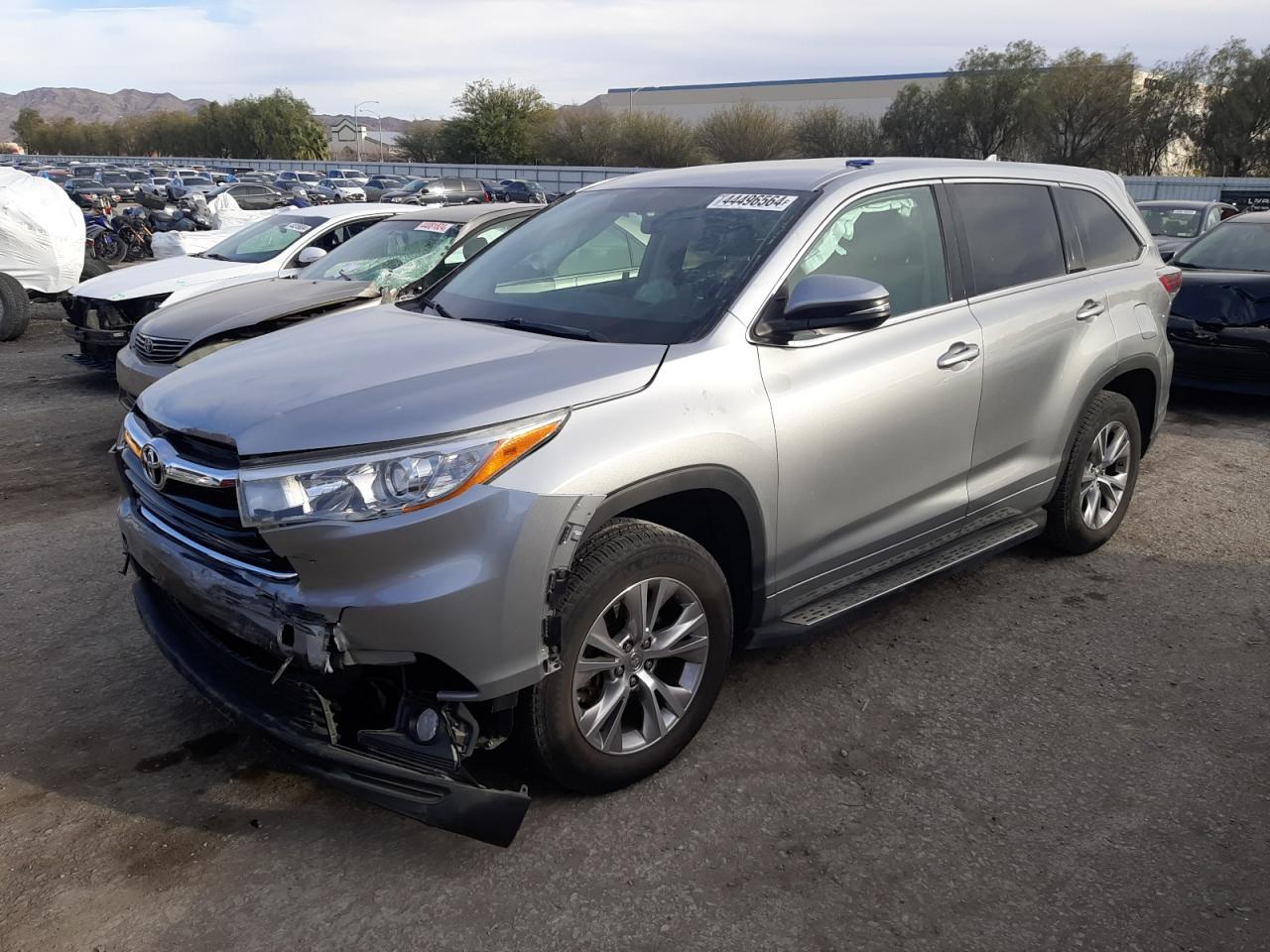 2015 TOYOTA HIGHLANDER LE