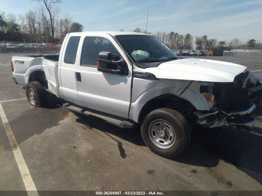 2015 FORD F-250 XL