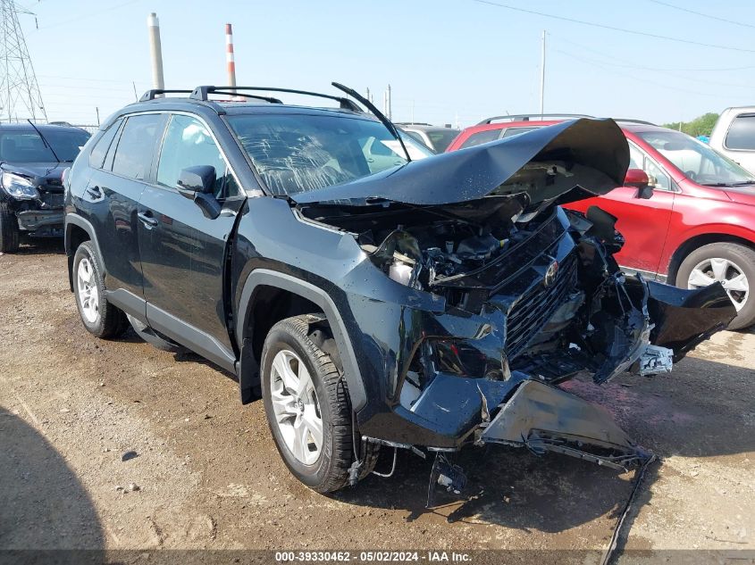 2021 TOYOTA RAV4 XLE