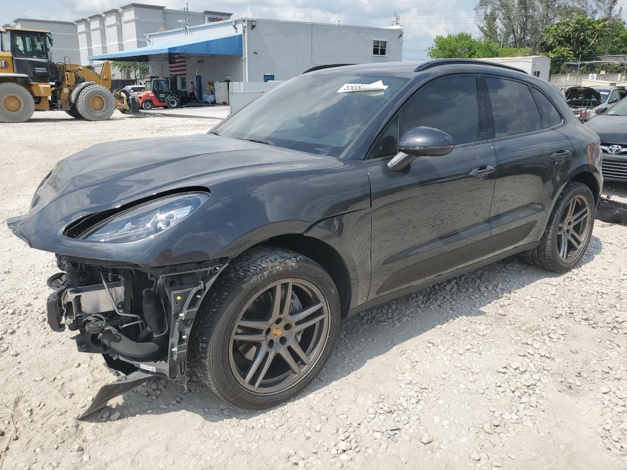 2021 PORSCHE MACAN