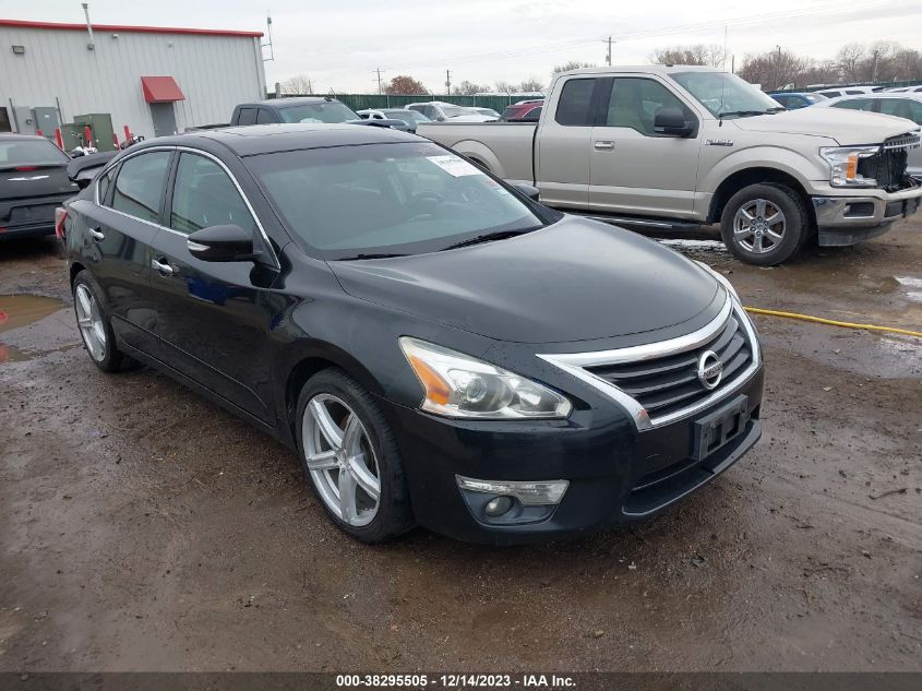 2013 NISSAN ALTIMA 3.5 SV