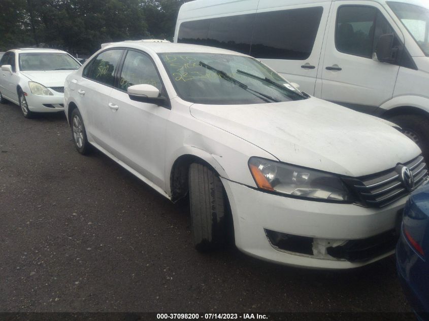 2013 VOLKSWAGEN PASSAT 2.5L S