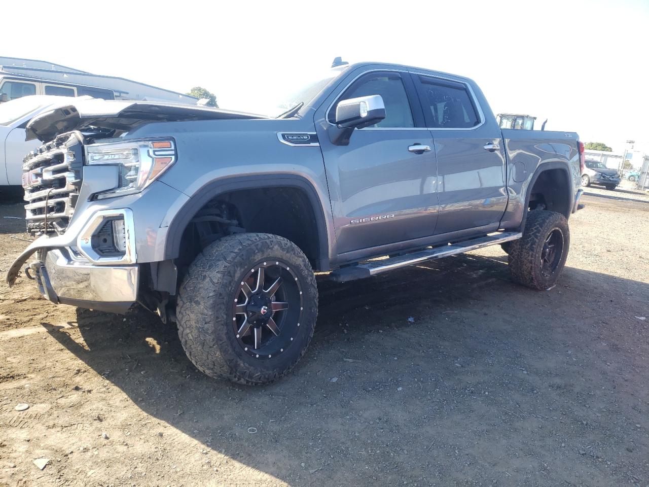 2021 GMC SIERRA K1500 SLT