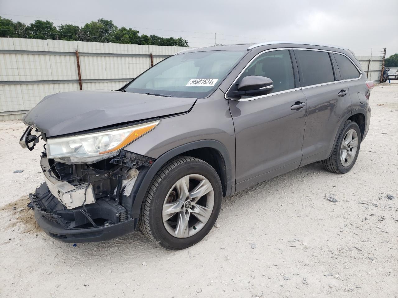 2016 TOYOTA HIGHLANDER LIMITED