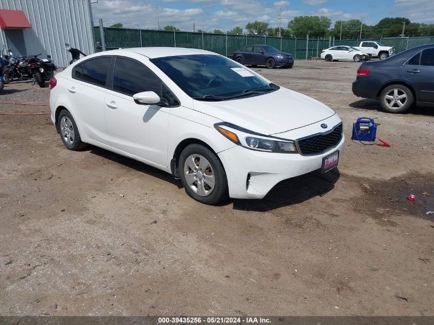 2017 KIA FORTE LX