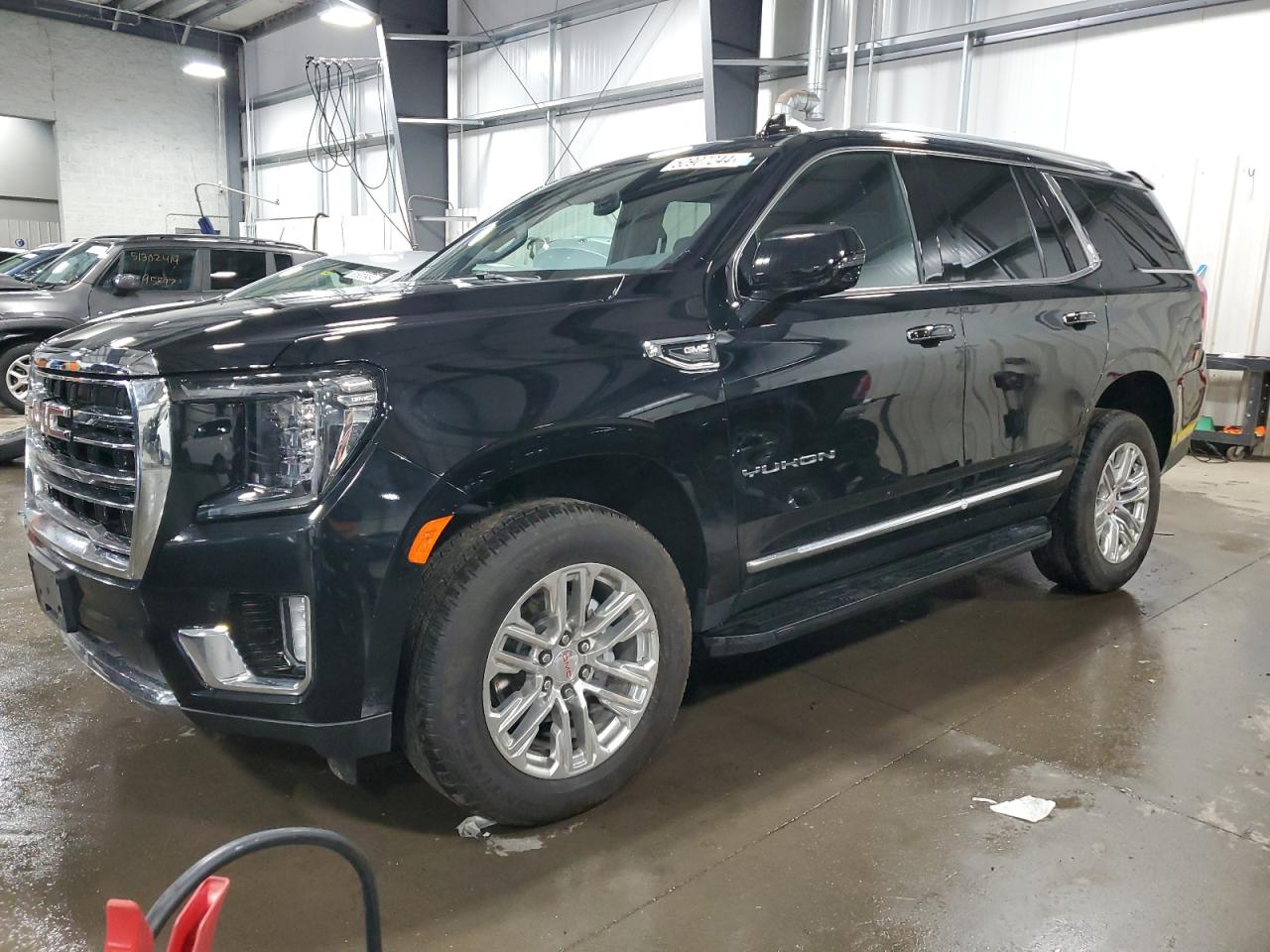 2021 GMC YUKON SLT