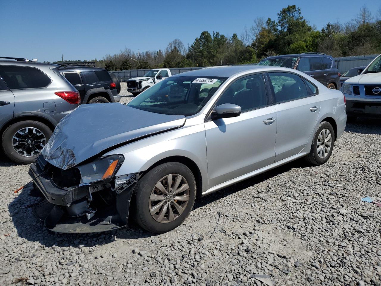 2013 VOLKSWAGEN PASSAT S