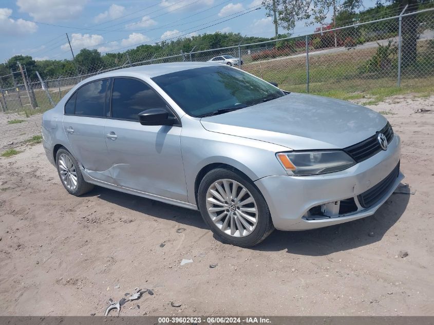 2014 VOLKSWAGEN JETTA 2.0L S