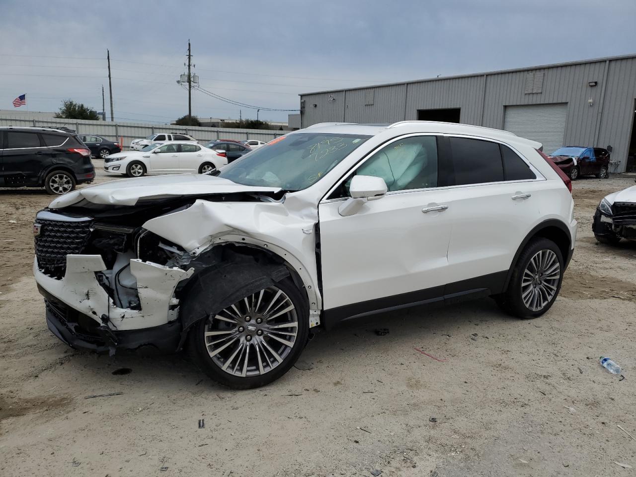 2024 CADILLAC XT4 PREMIUM LUXURY