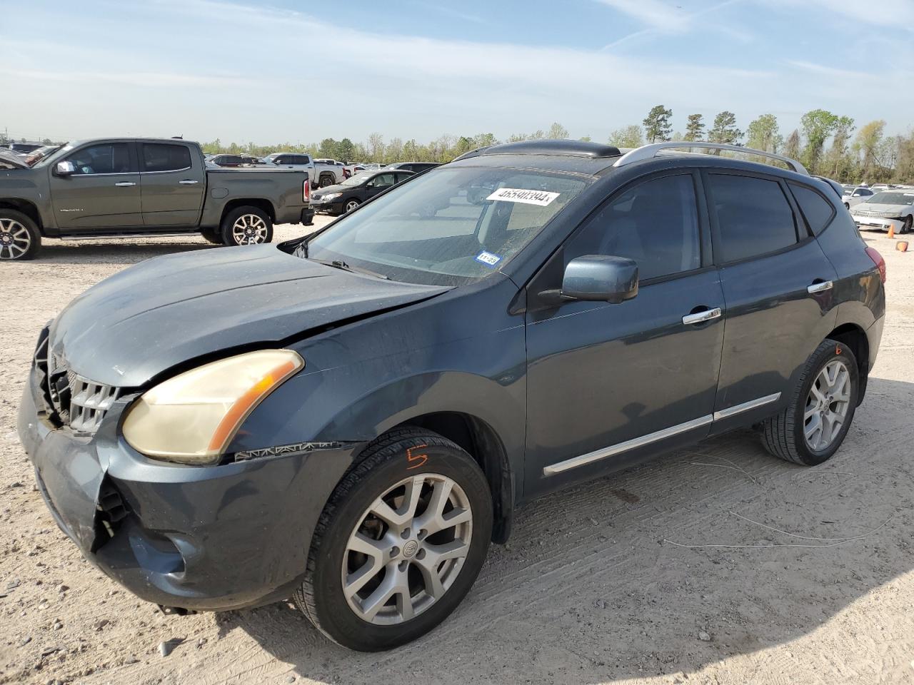 2013 NISSAN ROGUE S