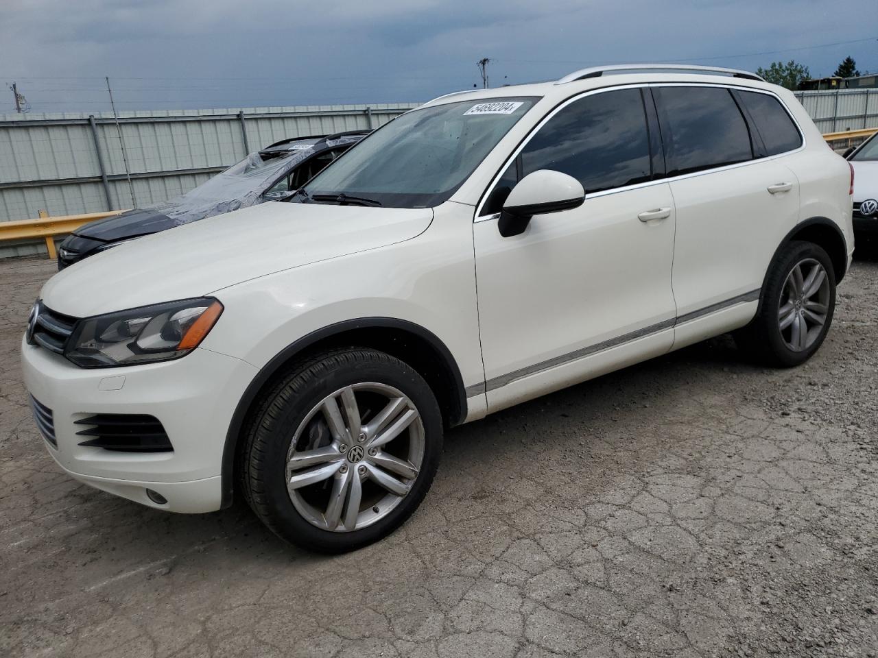 2011 VOLKSWAGEN TOUAREG V6