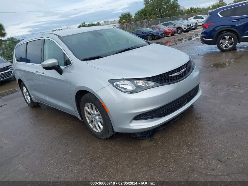 2023 CHRYSLER VOYAGER LX