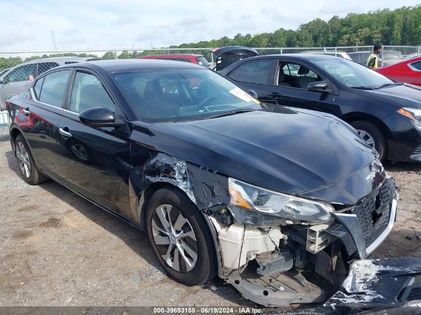 2019 NISSAN ALTIMA S