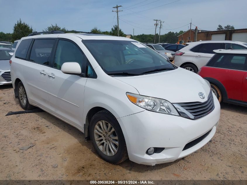 2012 TOYOTA SIENNA XLE V6 8 PASSENGER