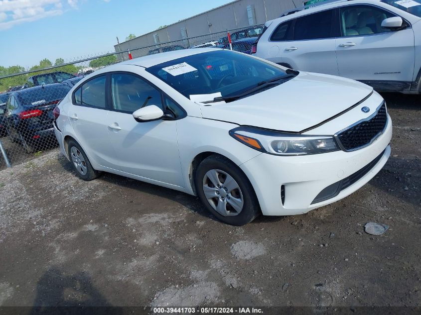 2017 KIA FORTE LX