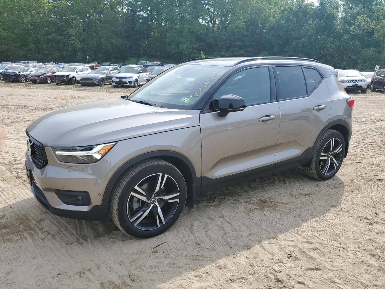 2022 VOLVO XC40 T5 R-DESIGN