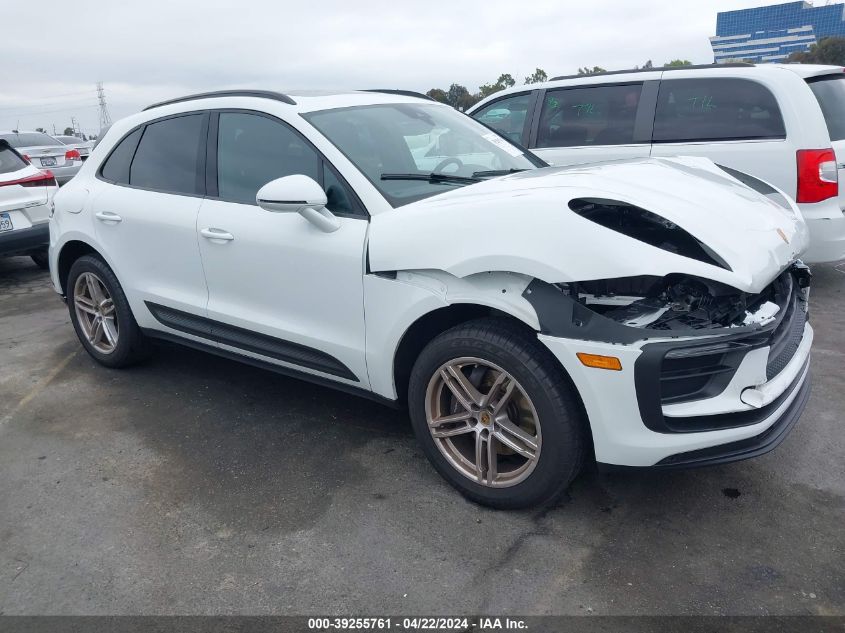 2022 PORSCHE MACAN