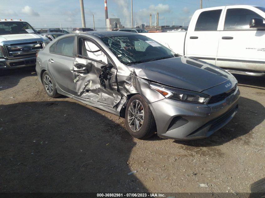 2022 KIA FORTE LXS