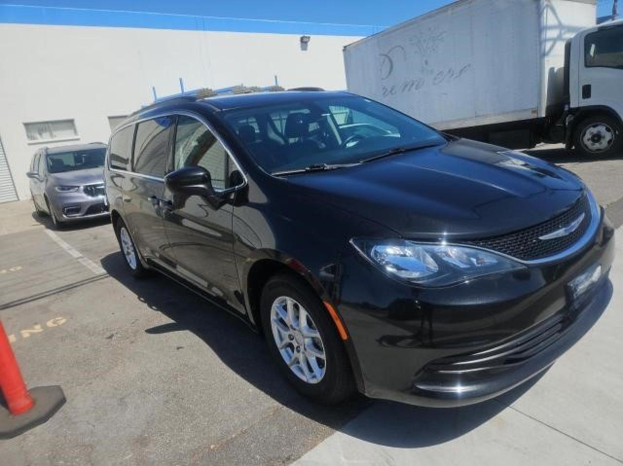 2020 CHRYSLER VOYAGER LXI