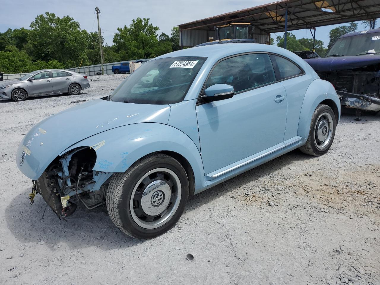 2013 VOLKSWAGEN BEETLE