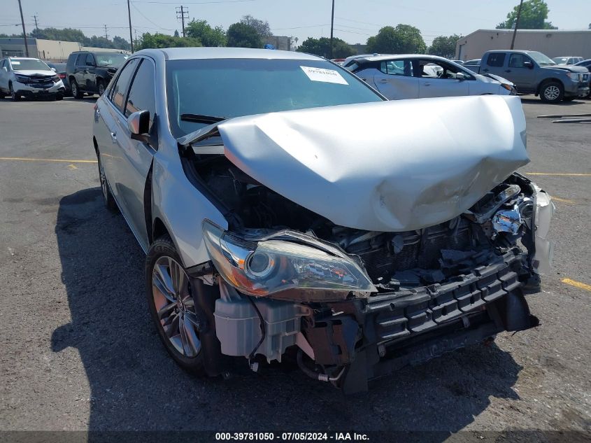 2015 TOYOTA CAMRY SE