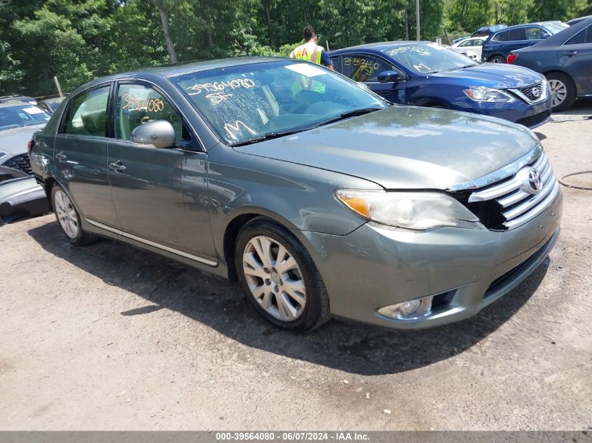 2011 TOYOTA AVALON