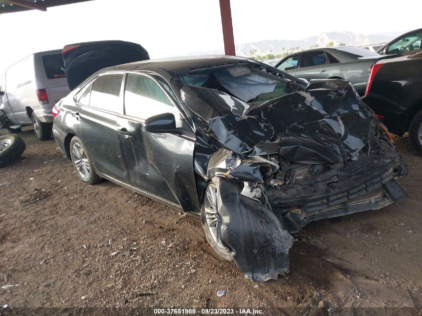 2016 TOYOTA CAMRY SE