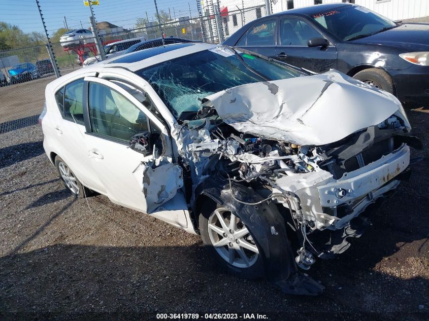 2013 TOYOTA PRIUS C FOUR