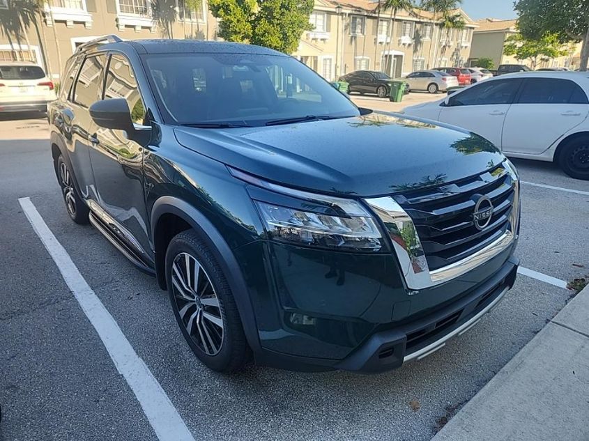 2023 NISSAN PATHFINDER PLATINUM