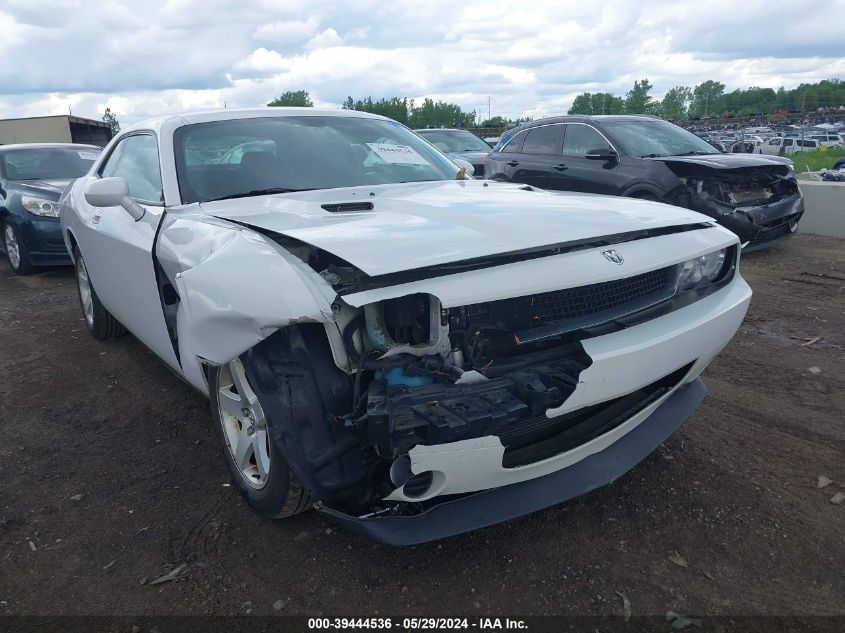 2010 DODGE CHALLENGER SE