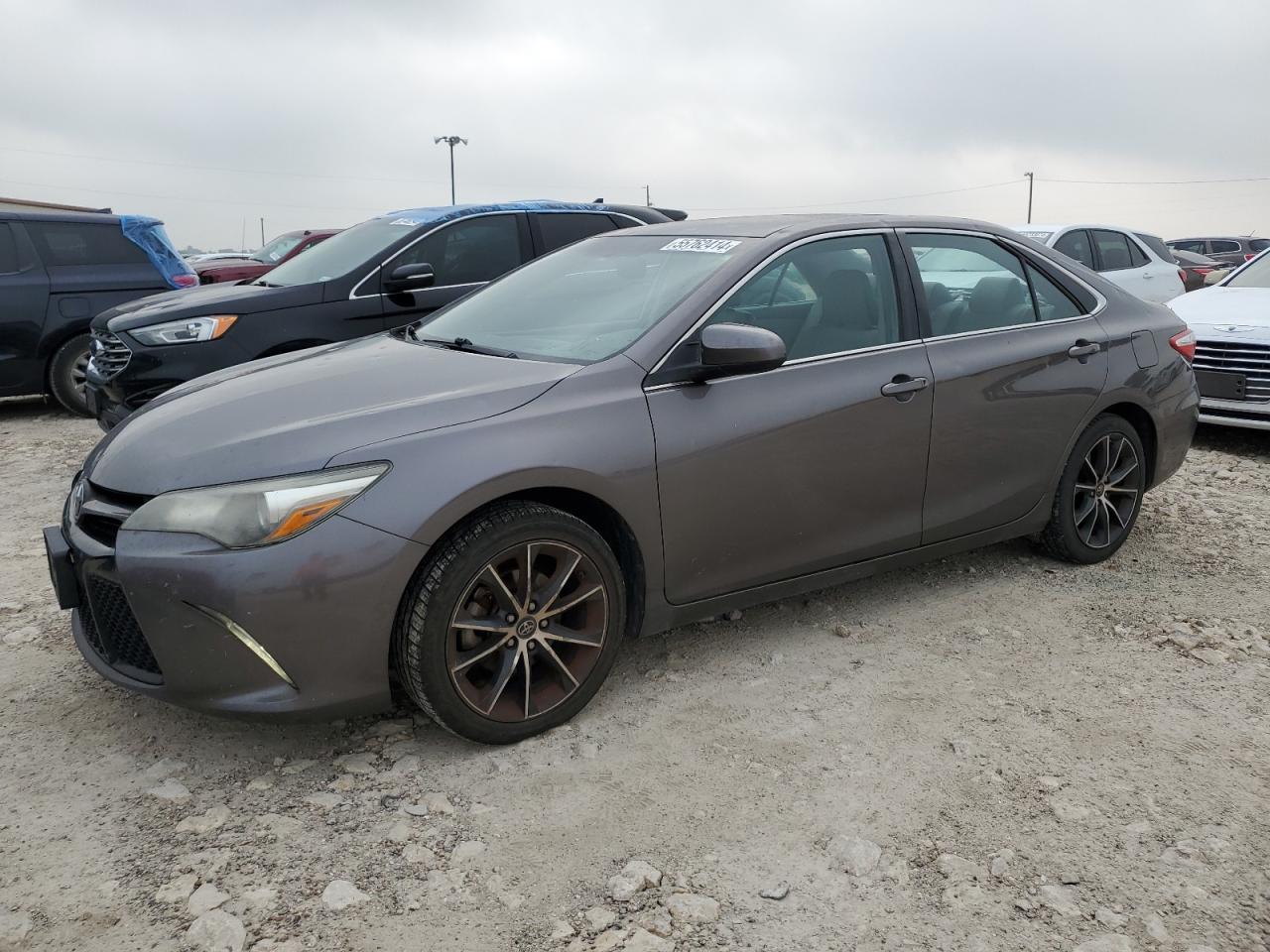 2017 TOYOTA CAMRY LE