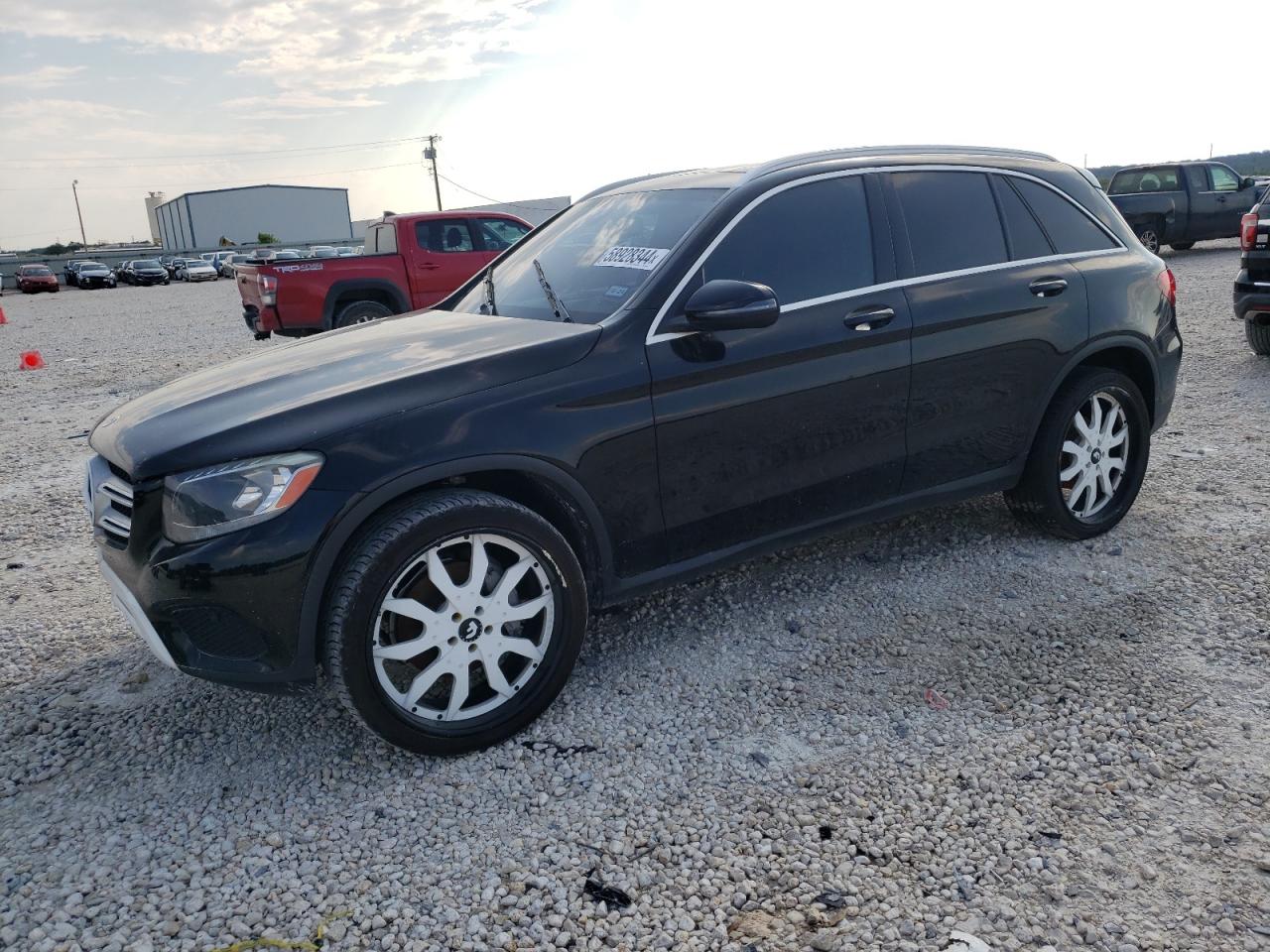 2016 MERCEDES-BENZ GLC 300