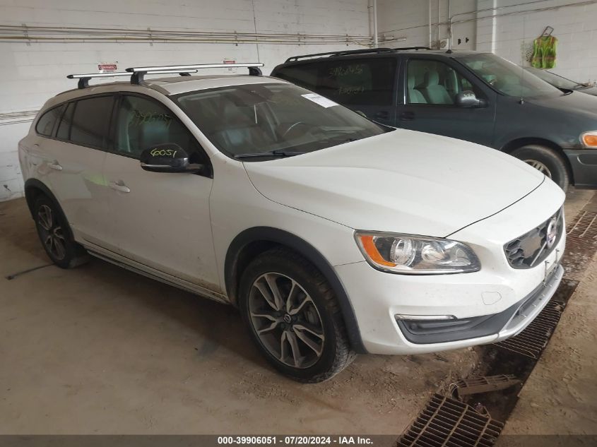 2017 VOLVO V60 CROSS COUNTRY T5