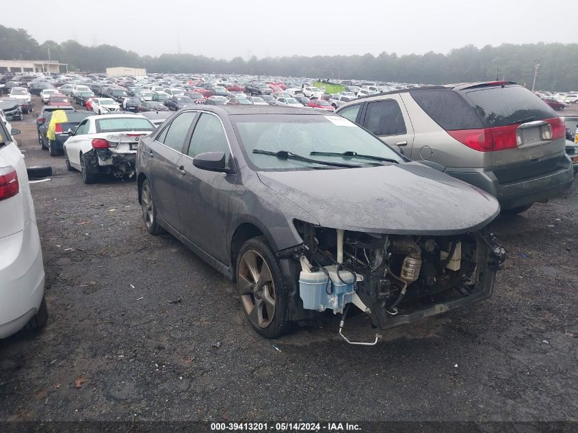 2012 TOYOTA CAMRY SE V6