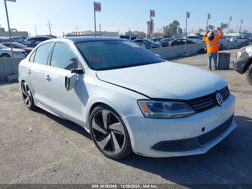 2014 VOLKSWAGEN JETTA 1.8T SE