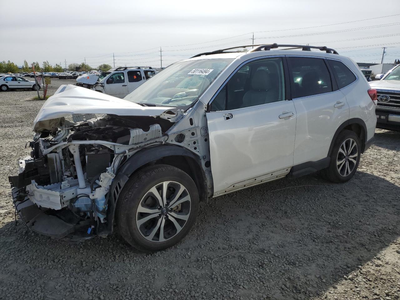 2022 SUBARU FORESTER LIMITED