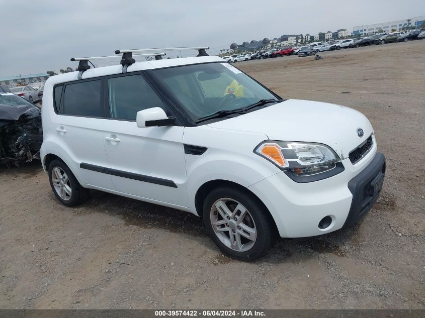 2011 KIA SOUL +