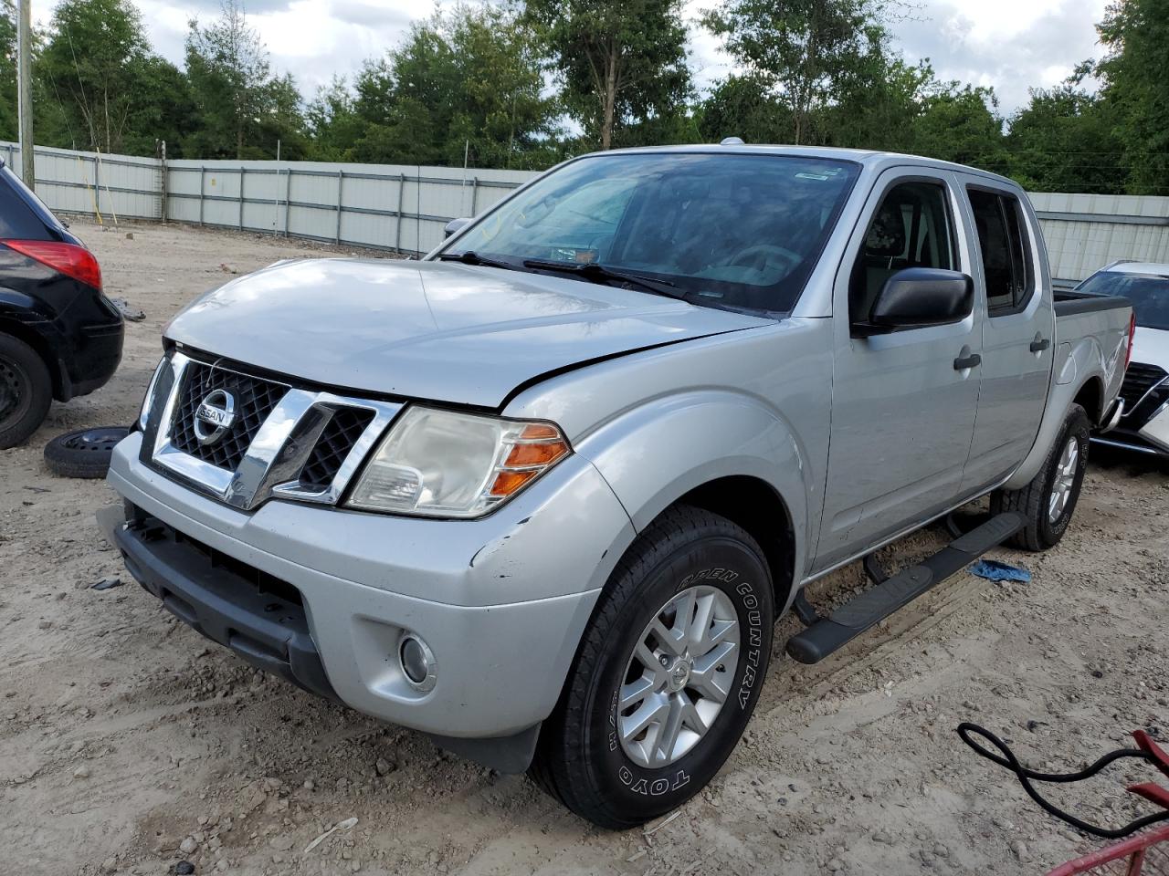 2014 NISSAN FRONTIER S