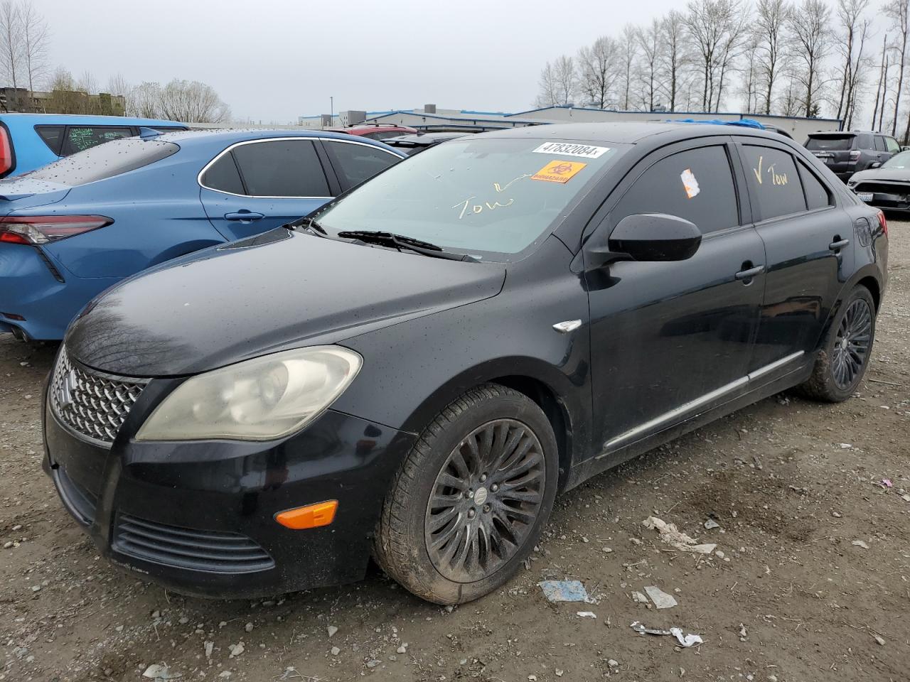 2012 SUZUKI KIZASHI SE