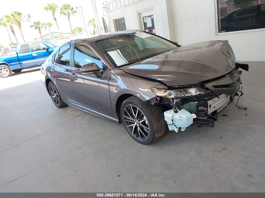 2023 TOYOTA CAMRY SE