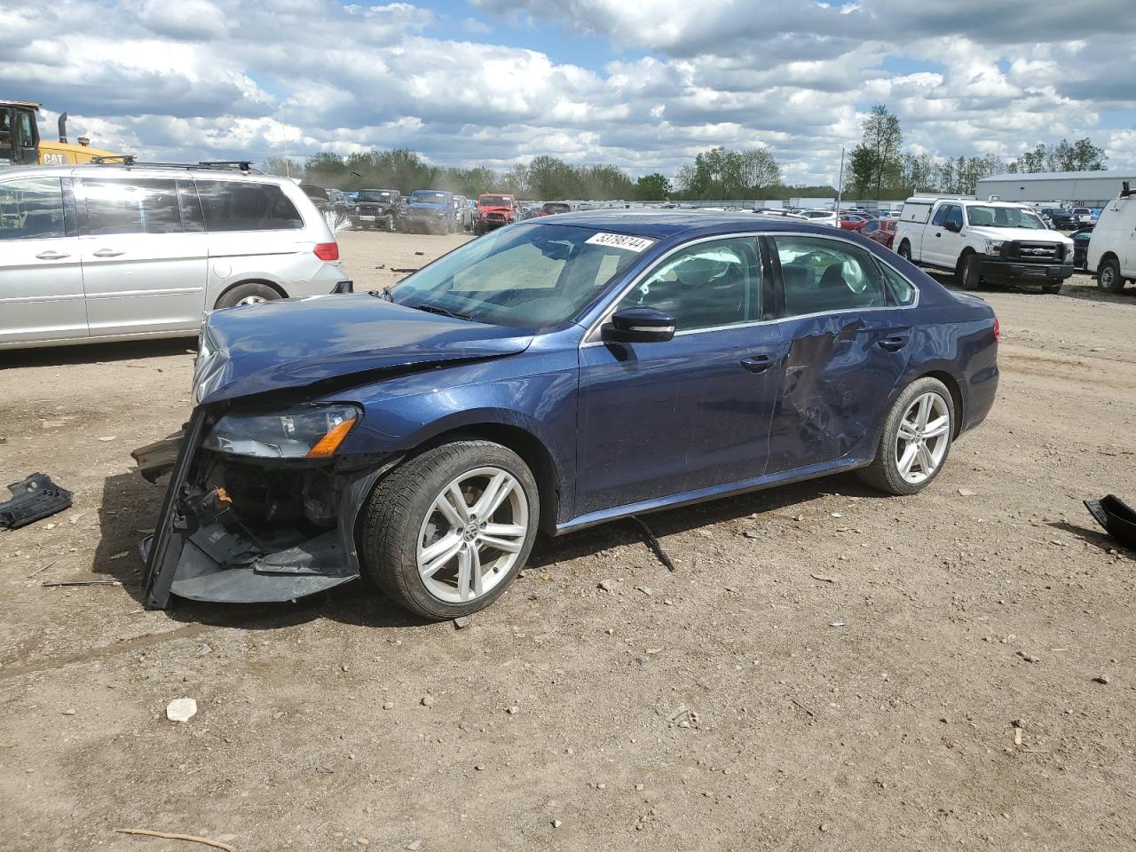 2014 VOLKSWAGEN PASSAT SE