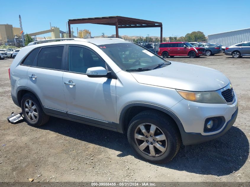 2011 KIA SORENTO LX