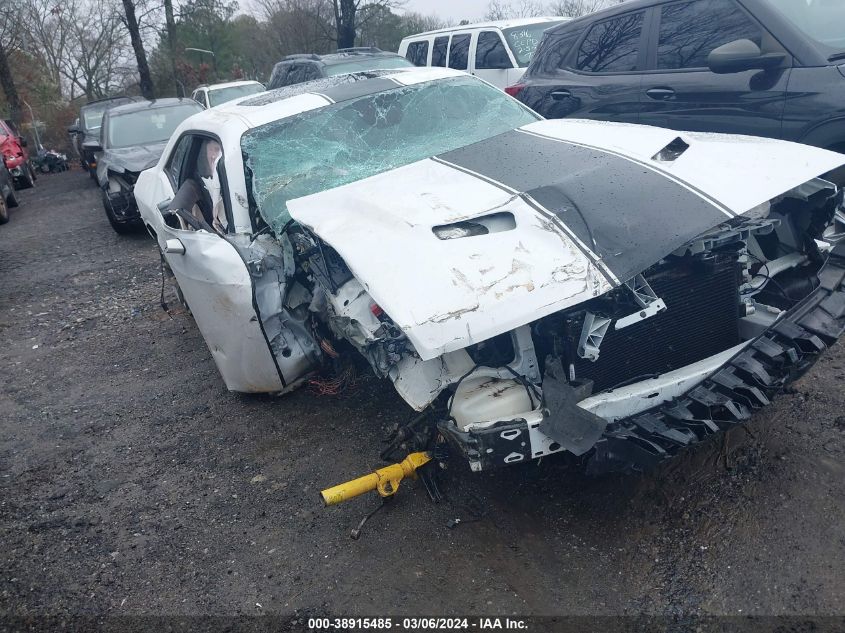 2017 DODGE CHALLENGER SXT PLUS