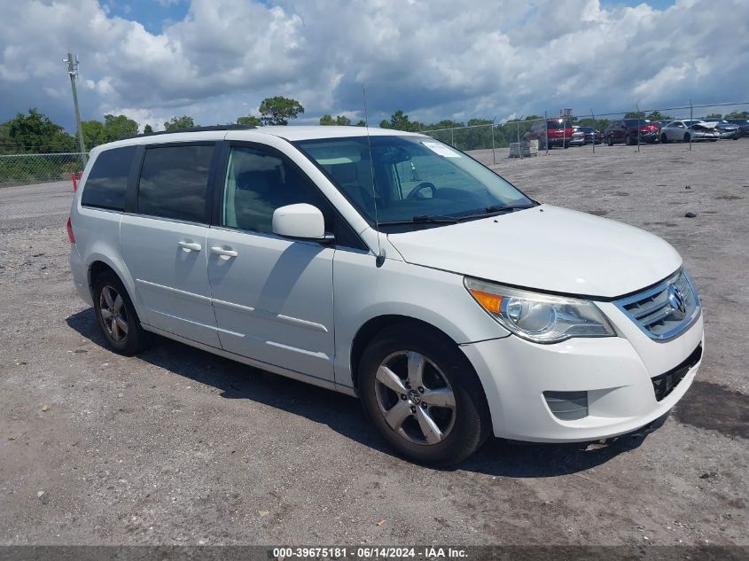 2011 VOLKSWAGEN ROUTAN SE