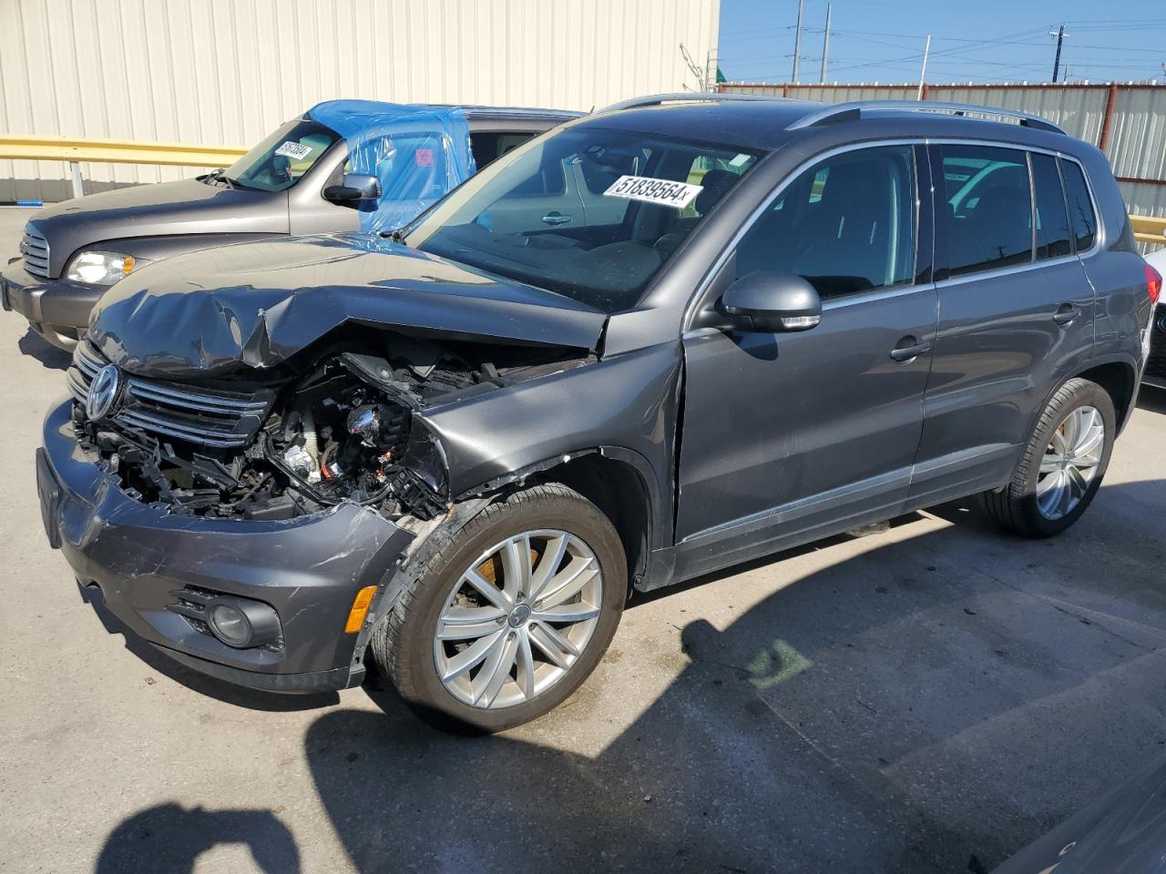 2016 VOLKSWAGEN TIGUAN S