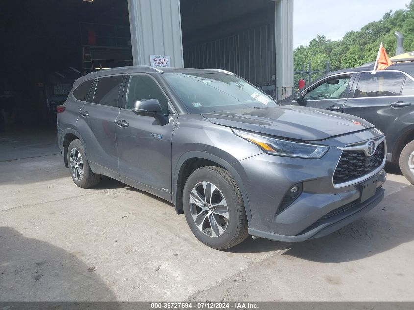 2021 TOYOTA HIGHLANDER HYBRID XLE