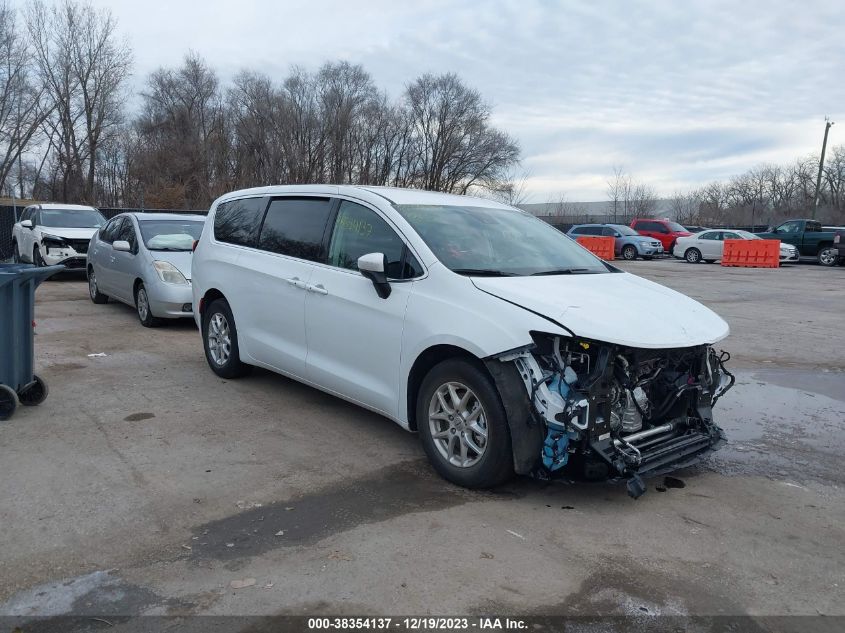 2023 CHRYSLER VOYAGER LX