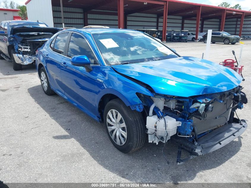 2019 TOYOTA CAMRY HYBRID LE