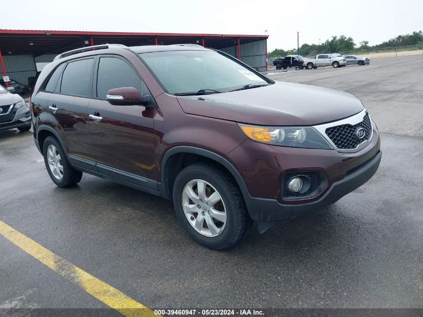 2013 KIA SORENTO LX